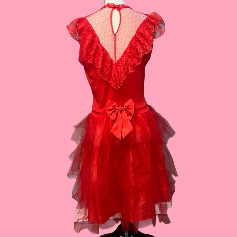 Beetlejuice Lydia Wedding Dress - Picture 5 of 9